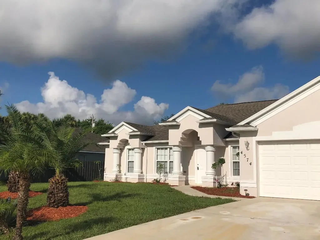 4574 SW Uleta Street Port St Lucie FL 34953
