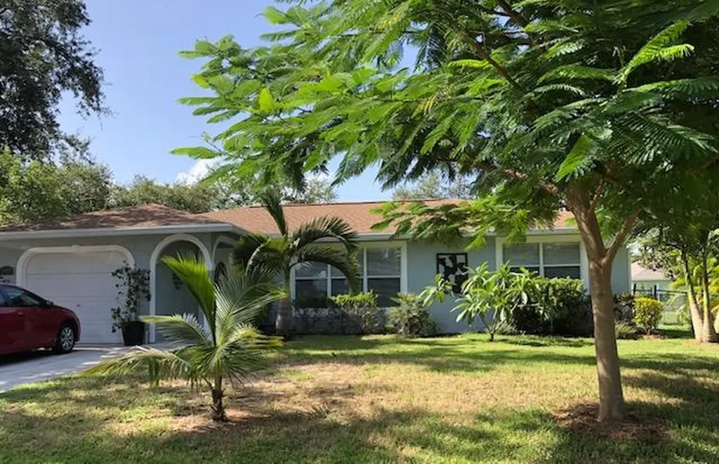 1997 SW Golden Avenue Port St Lucie FL 34953
