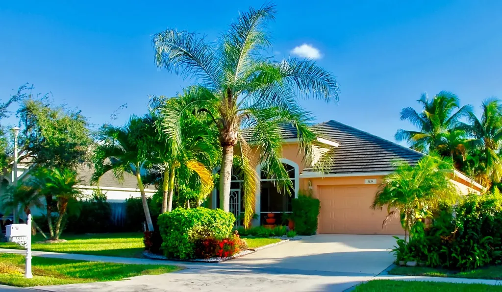 3834 Jonathans Way Boynton Beach FL 33436