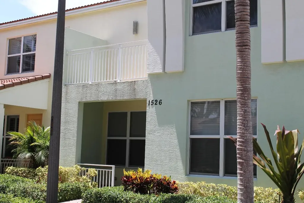 1526 NW 49th Lane Boca Raton FL 33431
