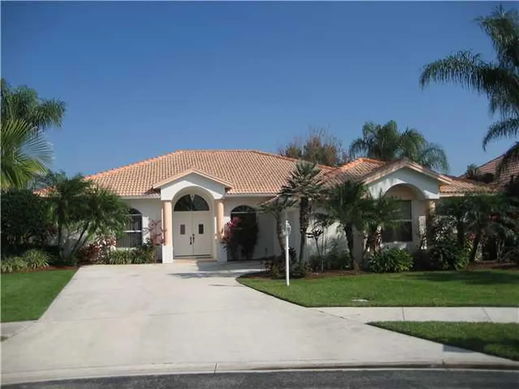 461 SW Sablewood Cove Port St Lucie FL 34986