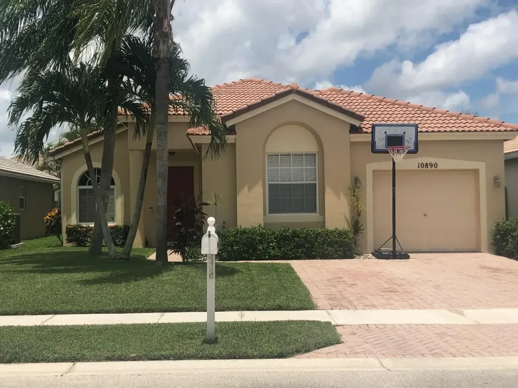 10890 Oak Bend Way Wellington FL 33414