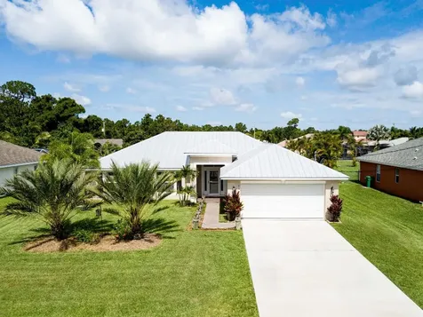 5165 NW Aljo Circle Port St Lucie FL 34986