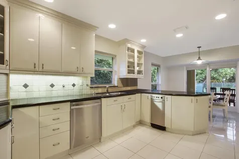 2871 Banyan Boulevard Circle NW Boca Raton FL 33431