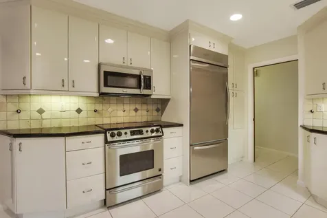 2871 Banyan Boulevard Circle NW Boca Raton FL 33431