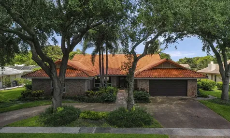 2871 Banyan Boulevard Circle NW Boca Raton FL 33431