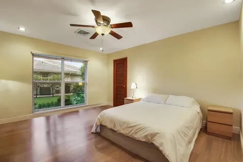 2871 Banyan Boulevard Circle NW Boca Raton FL 33431