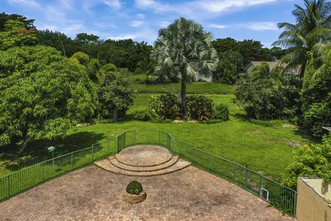 2871 Banyan Boulevard Circle NW Boca Raton FL 33431