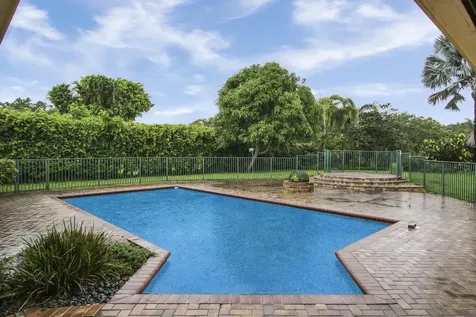 2871 Banyan Boulevard Circle NW Boca Raton FL 33431