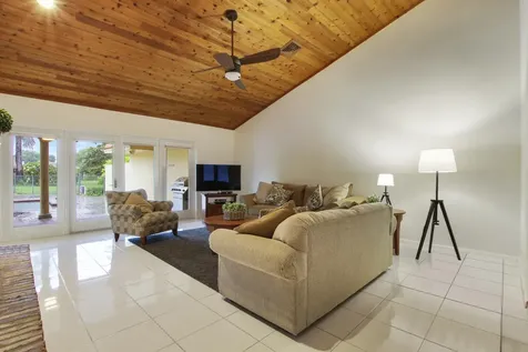 2871 Banyan Boulevard Circle NW Boca Raton FL 33431