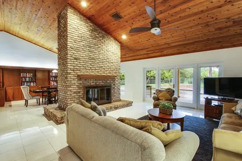 2871 Banyan Boulevard Circle NW Boca Raton FL 33431