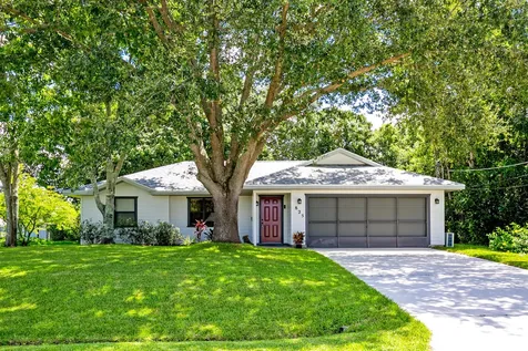 825 SW Curtis Street Port St Lucie FL 34983