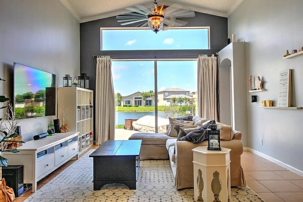 10361 Old Winston Court Lake Worth FL 33449
