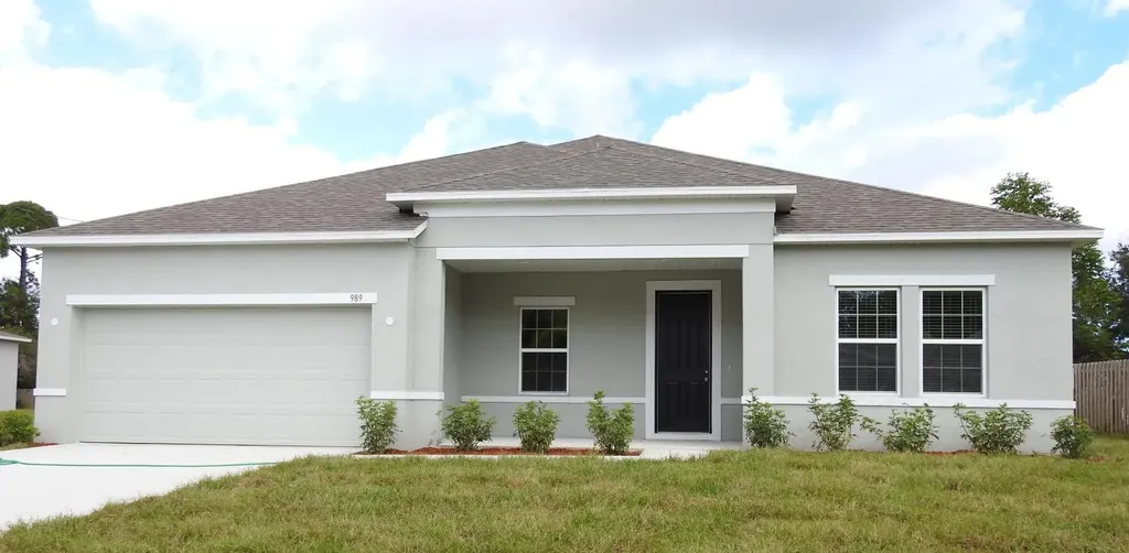 989 SW Nichols Terrace Port St Lucie FL 34953