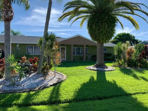 1179 SE Clifton Lane Port St Lucie FL 34983