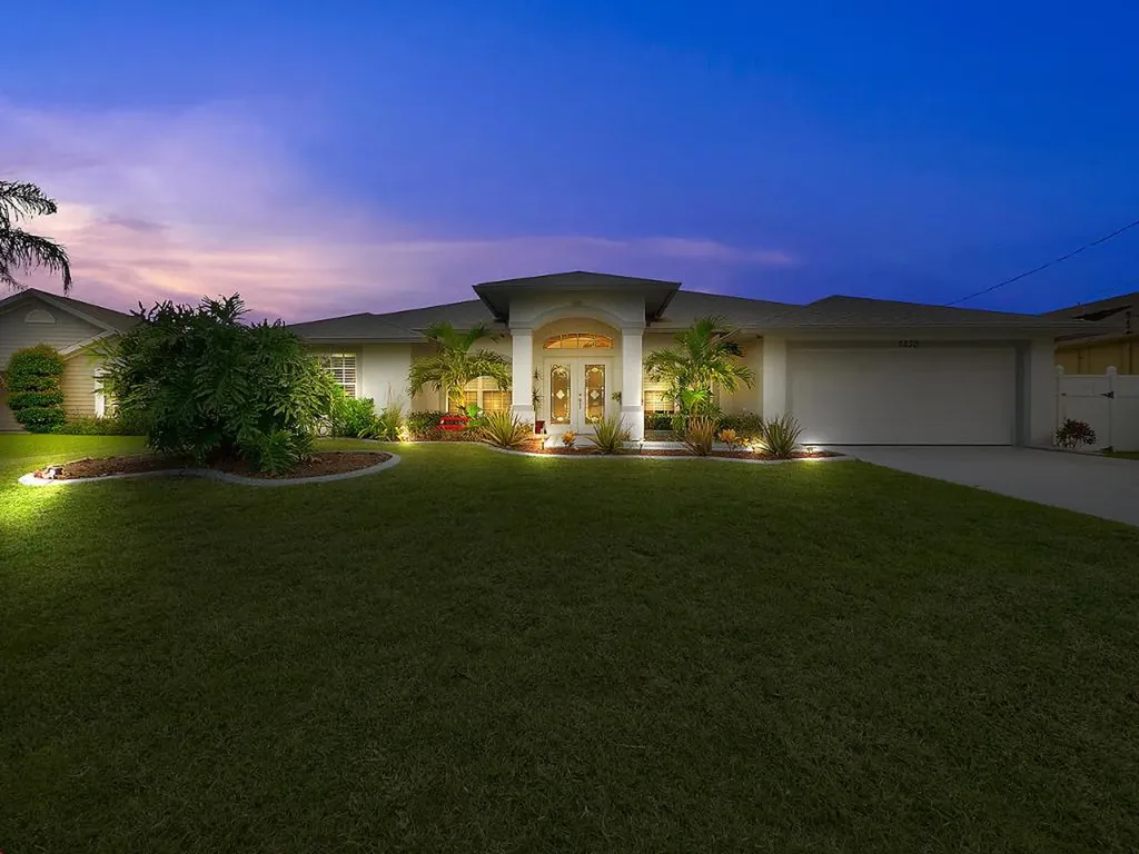 5832 NW Whitecap Road Port St Lucie FL 34986
