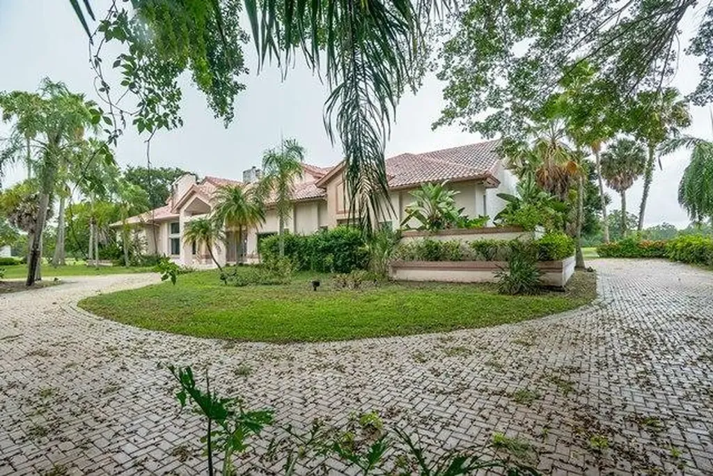 11771 Littlestone Court Palm Beach Gardens FL 33412