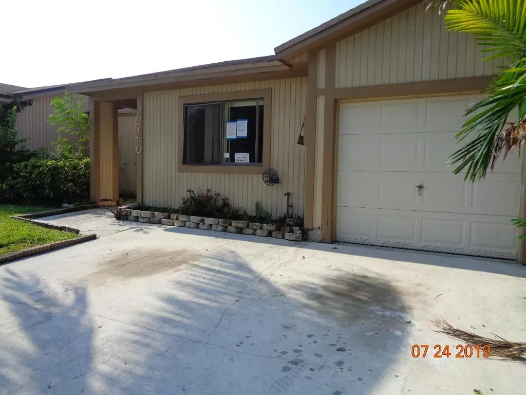 9760 W Daffodil Lane Miramar FL 33025