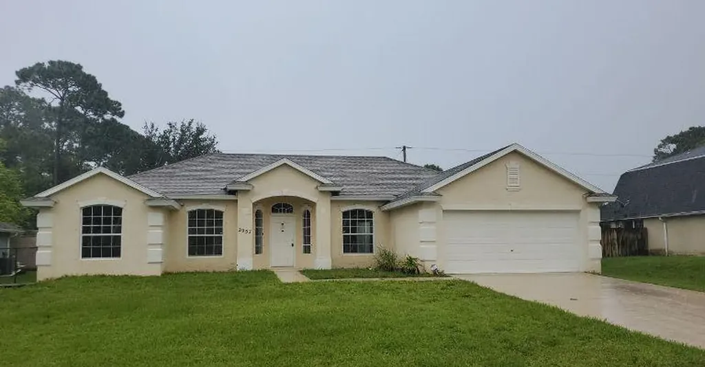 2957 SW Fluvia Street Port St Lucie FL 34953