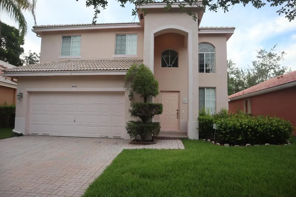 5023 Heron Court Coconut Creek FL 33073