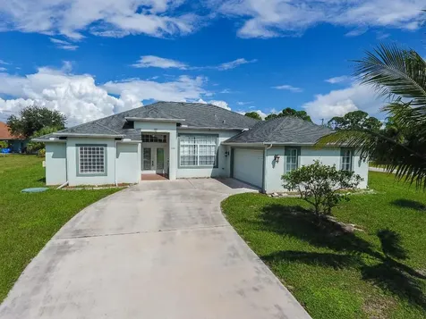 1092 SW Fenway Road Port St Lucie FL 34953
