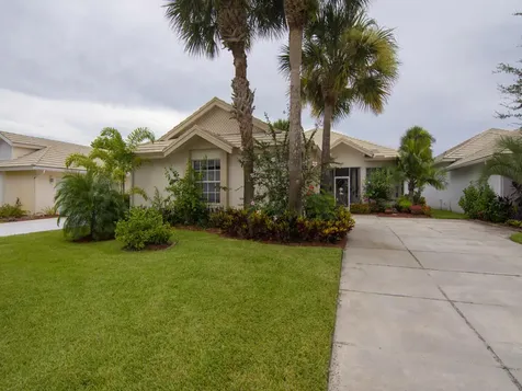 9408 Poinciana Court Fort Pierce FL 34951