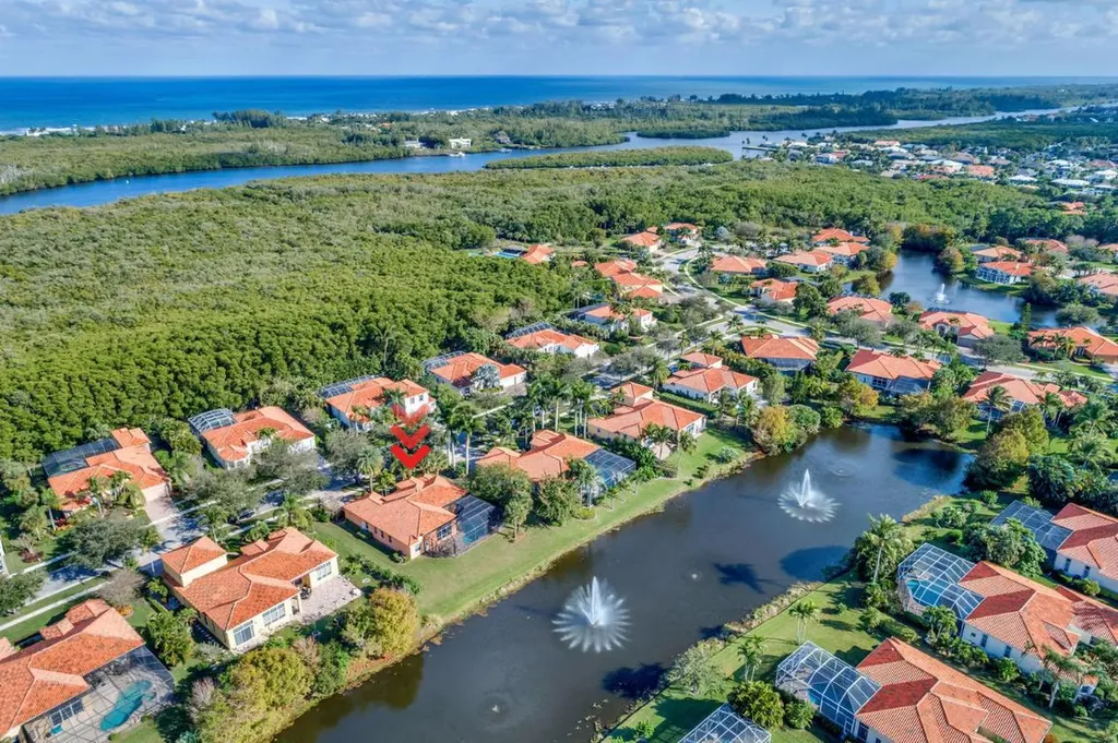 9790 SE Crape Myrtle Court Hobe Sound FL 33455