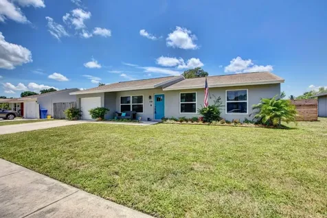 119 Puffin Court Royal Palm Beach FL 33411