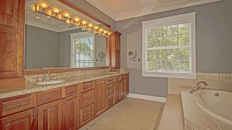 556 SW Saint Lucie Crescent Stuart FL 34994