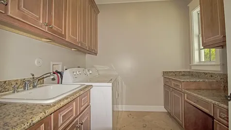 556 SW Saint Lucie Crescent Stuart FL 34994