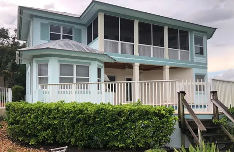 556 SW Saint Lucie Crescent Stuart FL 34994