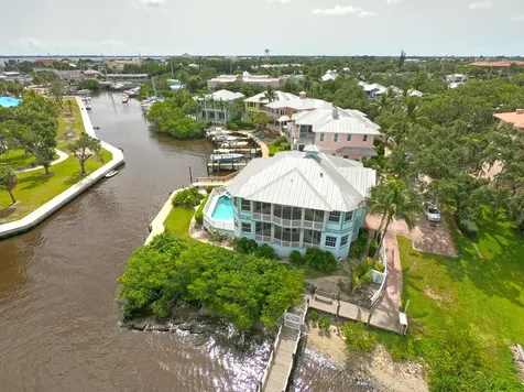 556 SW Saint Lucie Crescent Stuart FL 34994