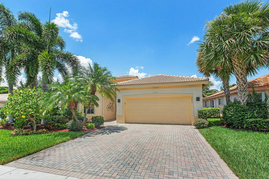 8273 La Jolla Vista Lane Lake Worth FL 33467