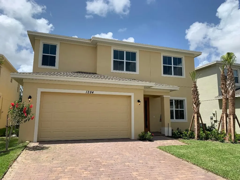 1284 NW Leonardo Circle Port St Lucie FL 34986