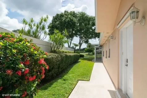 1268 NW Bentley Circle Port St Lucie FL 34986