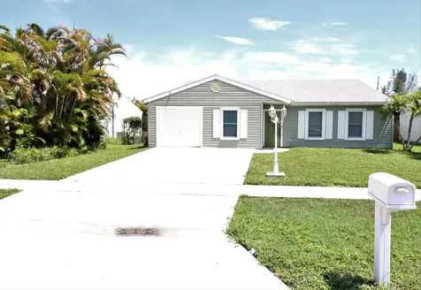 7811 Canal Drive Lake Worth FL 33467