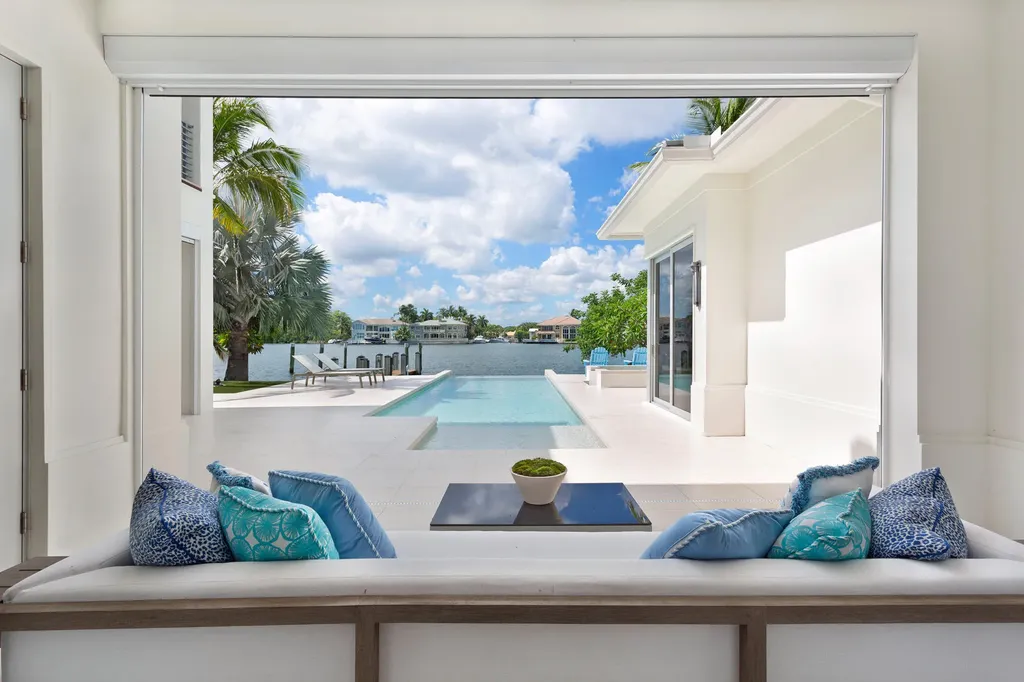 946 Seasage Drive Delray Beach FL 33483
