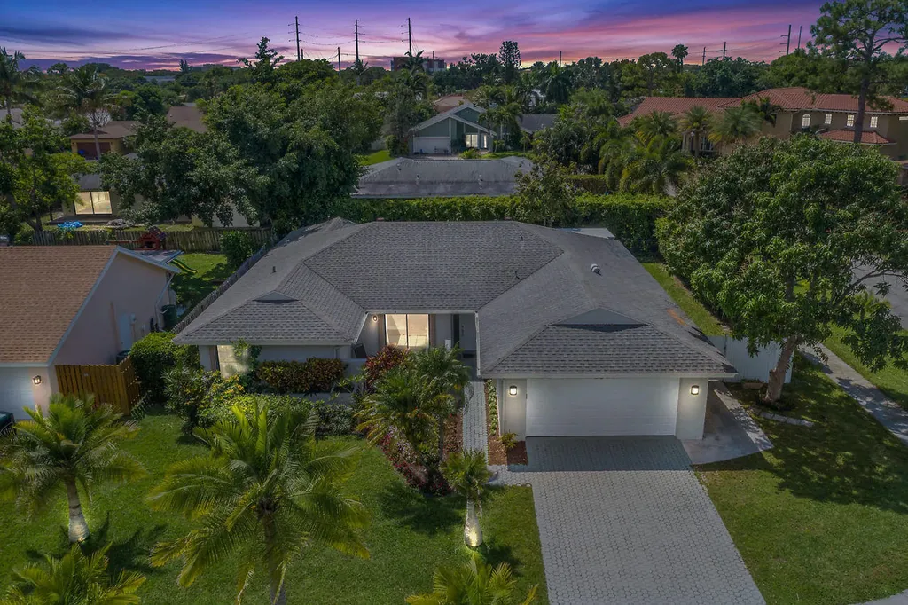 4936 Willow Drive Boca Raton FL 33487