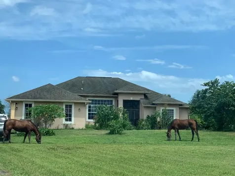 1780 Cody Lane Fort Pierce FL 34945