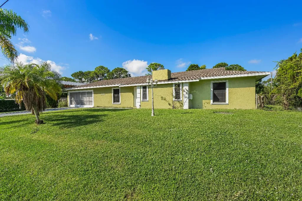 1550 SW Broadview Street Port St Lucie FL 34983