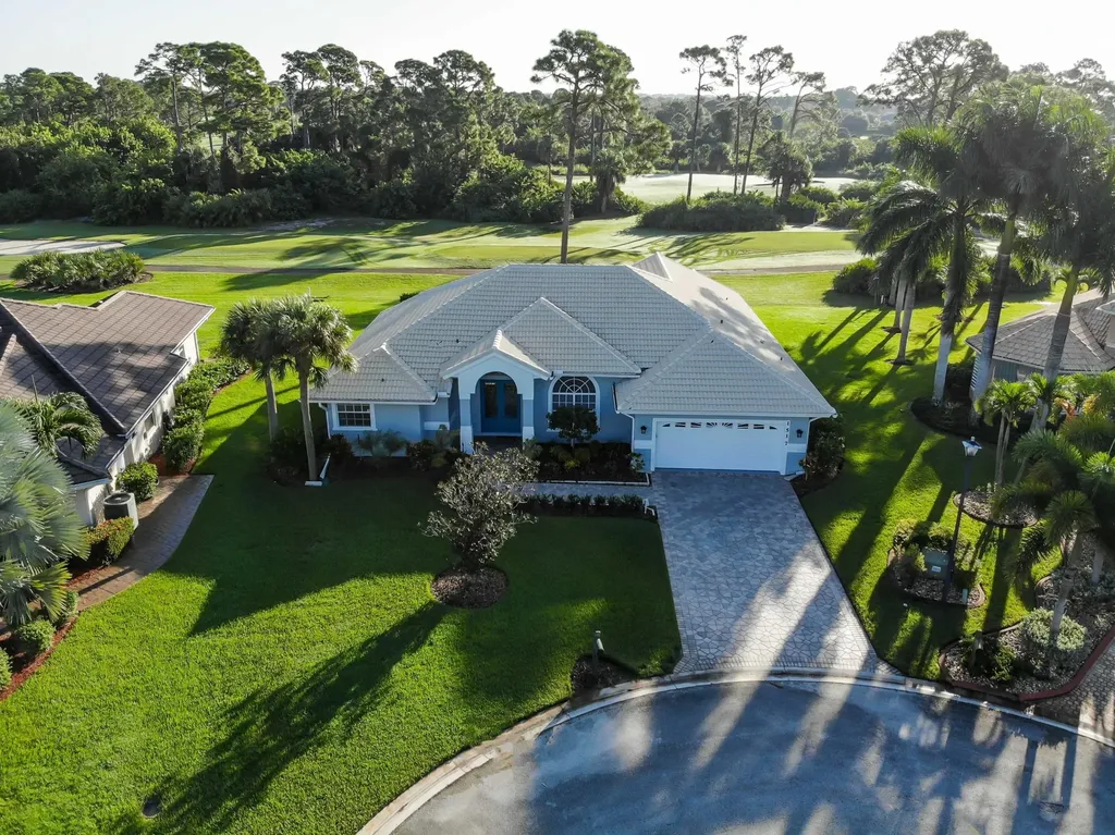 1517 SW Mockingbird Circle Port St Lucie FL 34986