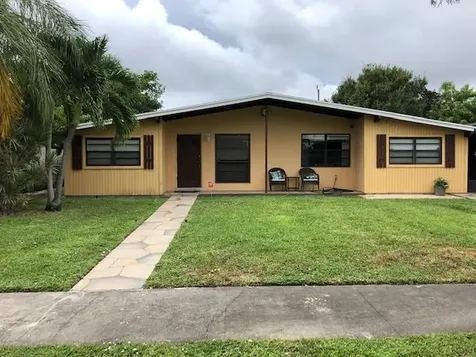 912 W Branch Street Lantana FL 33462