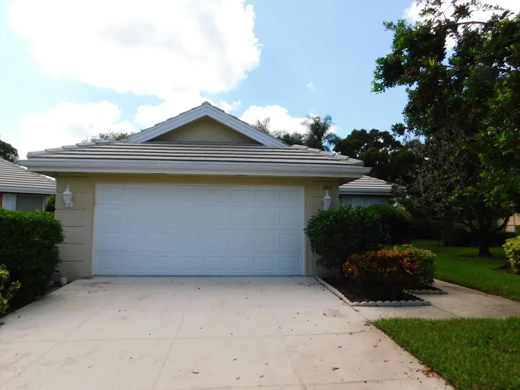 160 NW Bentley Circle Port St Lucie FL 34986