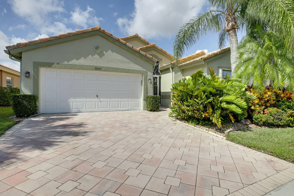 12245 Castle Pines Road Boynton Beach FL 33437