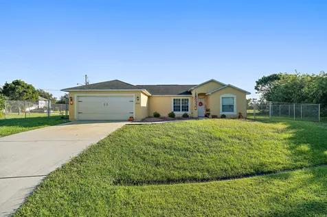 4512 SW Duo Court Port St Lucie FL 34953