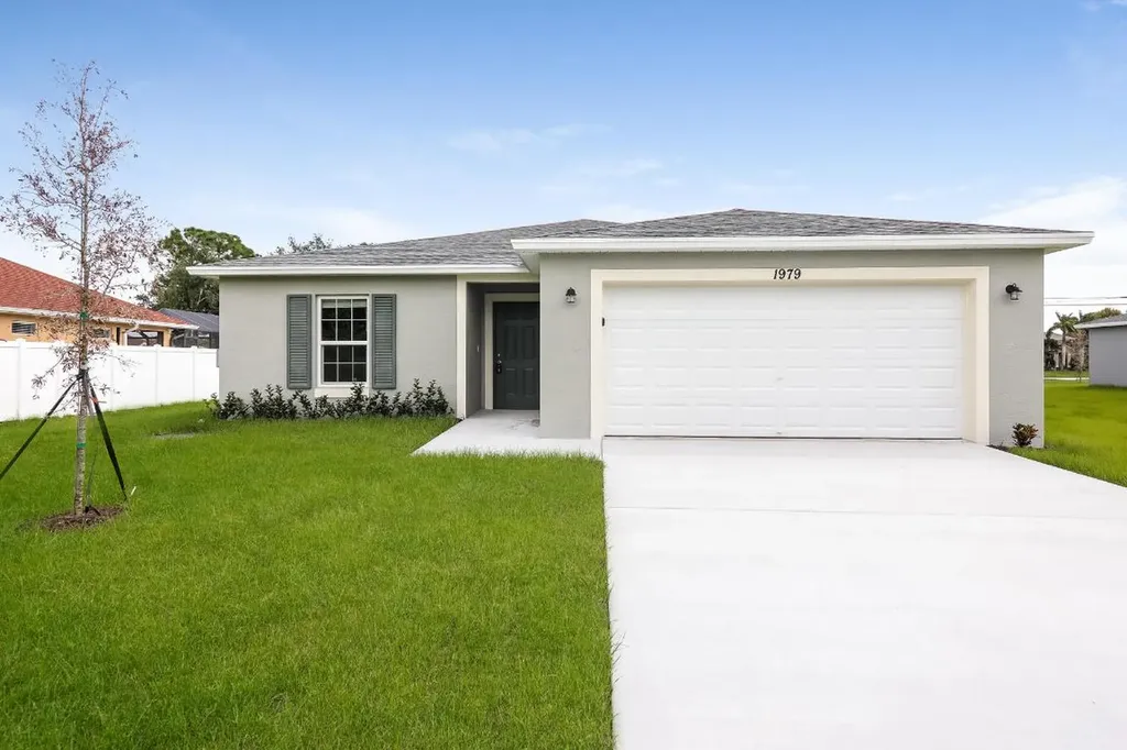 1979 SW Beekman Street Port St Lucie FL 34953