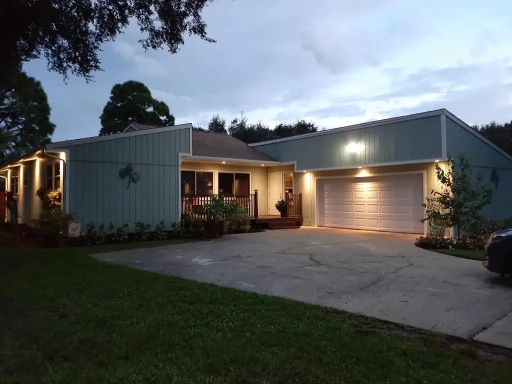 5610 Palm Drive Fort Pierce FL 34982