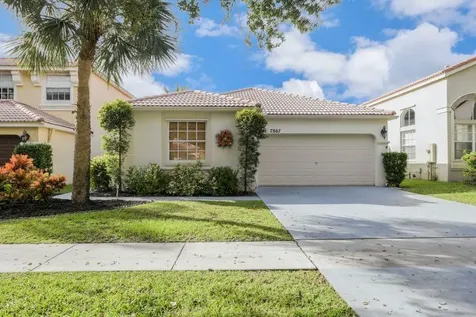 7867 Oak Grove Circle Lake Worth FL 33467