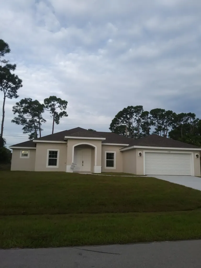 1782 SW Southworth Terrace Port St Lucie FL 34953
