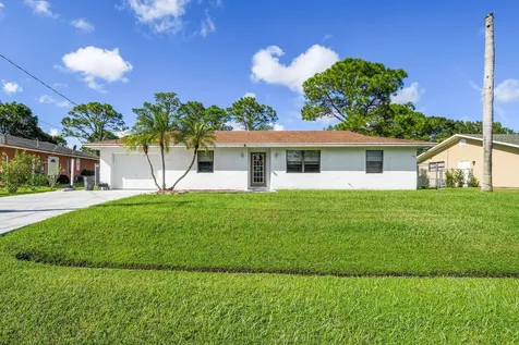 217 SW De Gouvea Terrace Port St Lucie FL 34984